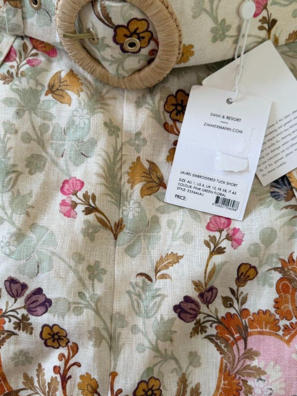 ✨ RARE — NWT Zimmermann “Laurel Embroidered Tuck Short” (Size 1)✨ - Picture 4 of 5